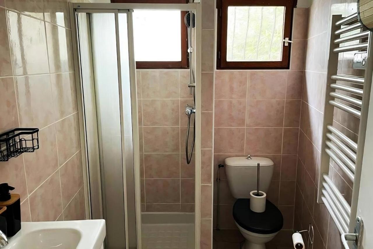 Maison Deux Pieces Tout Confort Stains Exterior photo